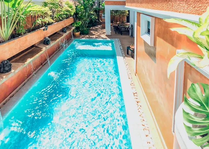 Hideland Luxury Pool Villa Pattaya Walking Street 5 Bedrooms
