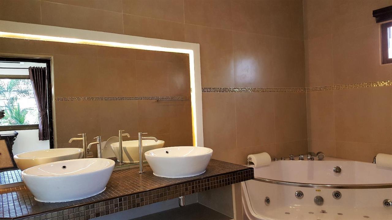 Hideland Luxury Pool Walking Street 5 Bedrooms 別墅 *
